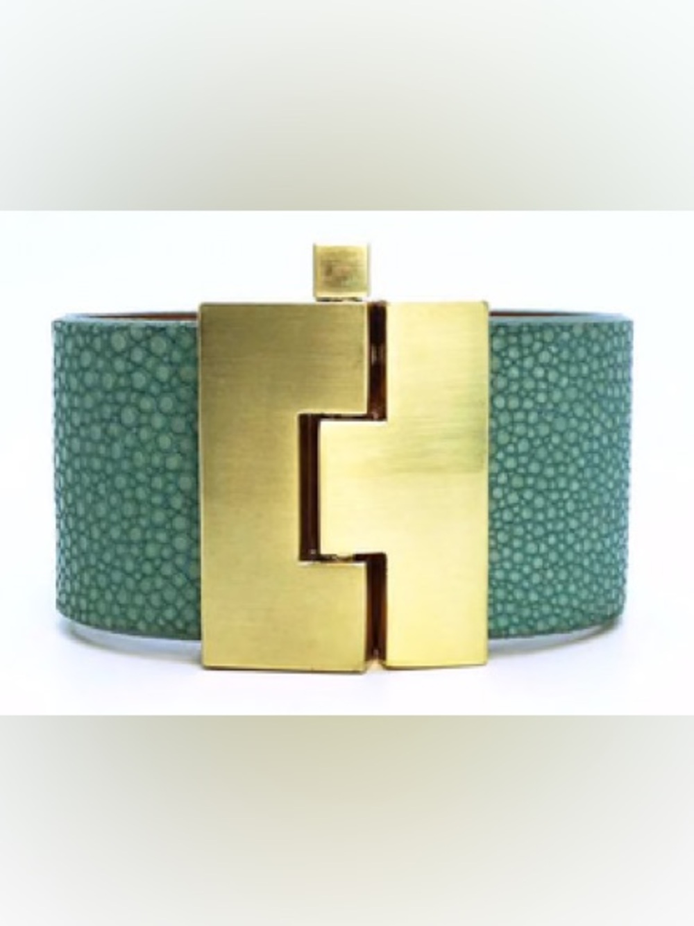 Leighelena Sea Green Stingray Wide Jigsaw Cuff